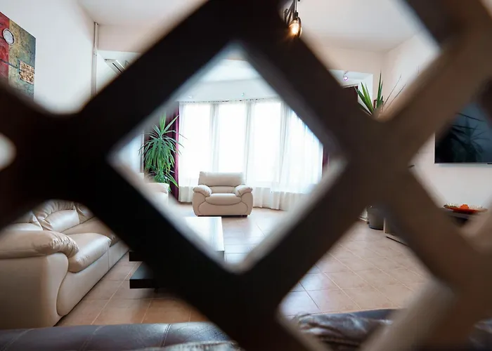 Raluca بيت ضيافة Năvodari