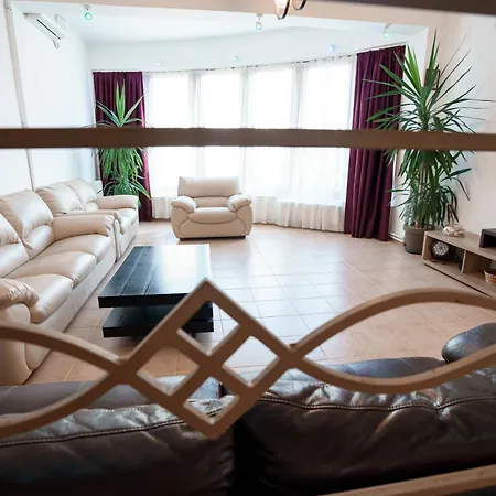 Guest house Raluca Navodari