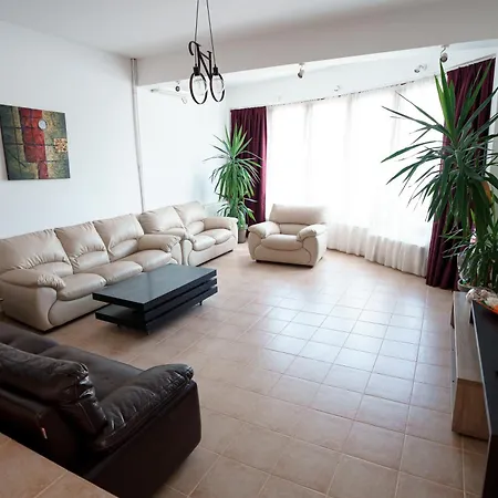 Guest house Raluca 3*