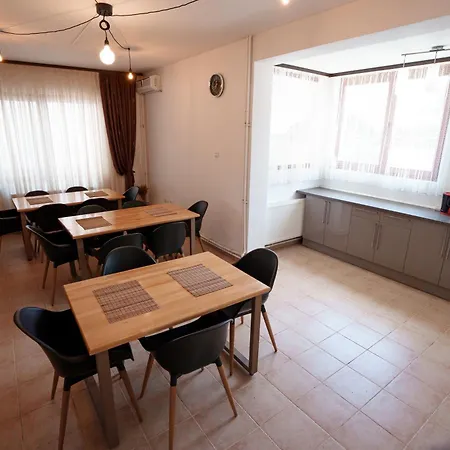 Guest house Raluca Navodari