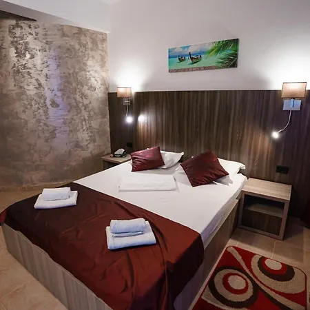 Raluca Guest house 3*